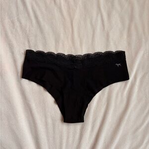 Black Seamless Lace Trim cheekie Panties